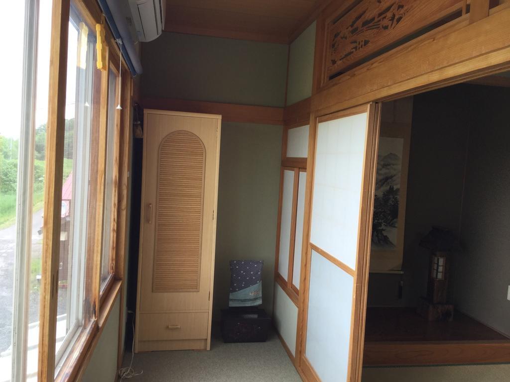 Natsumi No Sato Hotel Biei Phòng bức ảnh