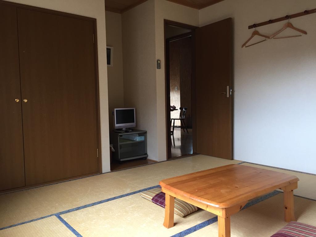 Natsumi No Sato Hotel Biei Ngoại thất bức ảnh